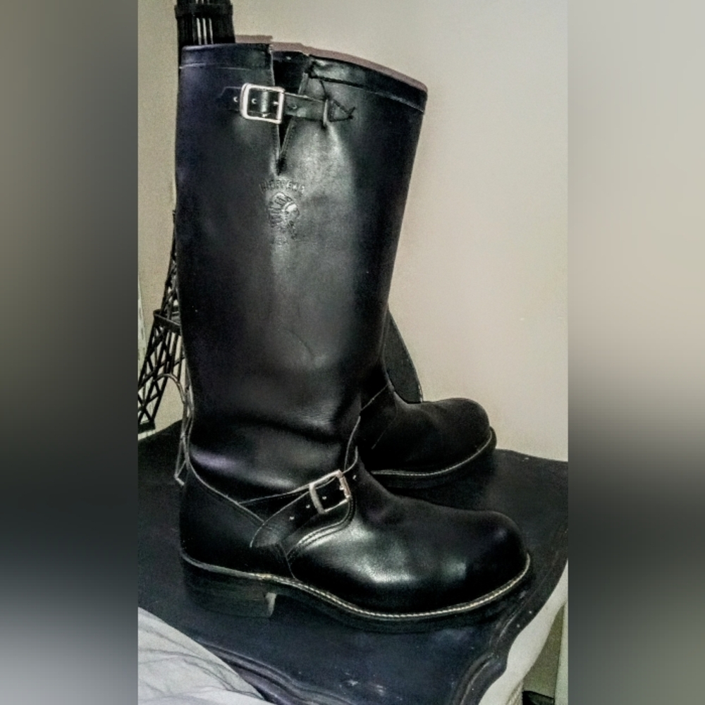 Chippewa Black Leather Men's Boots